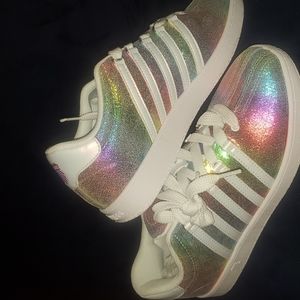 New K-Swiss Varsity Low size 7mn equals 8.5 wmn
